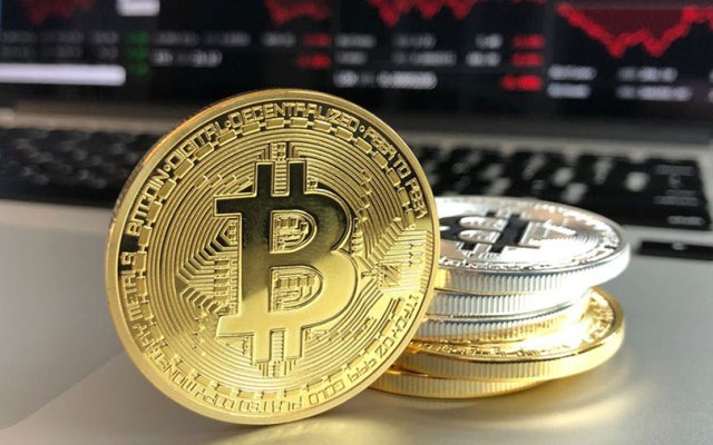 Bitcoin approaches $12,000 mark as South Korean regulator eases stance