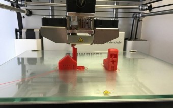 Now, small businesses can 3D-print parts from a 'cloud factory'