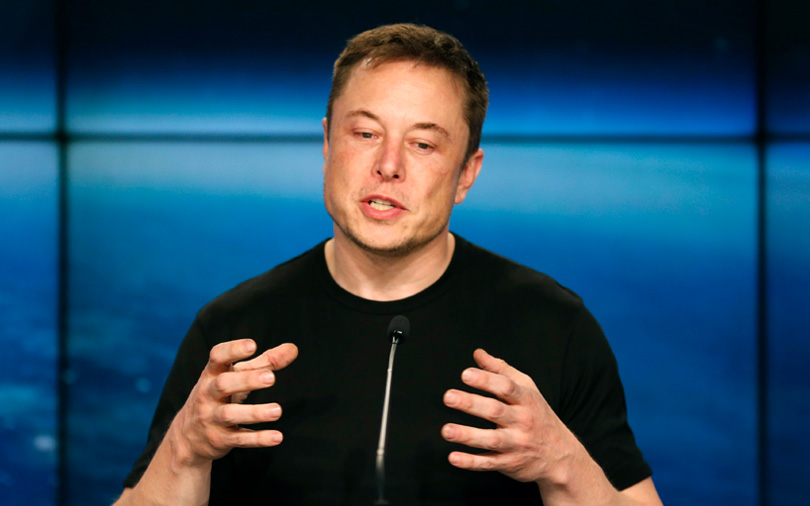 tesla ceo elon musk to pay package of up to 2 6 bn