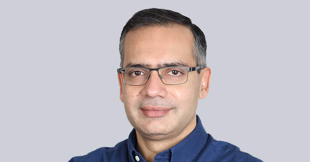 Deep Kalra steps aside as CEO to usher MakeMyTrip into a new era