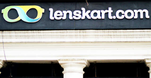 Image of Lenskart showroom-YF315966-Picxy