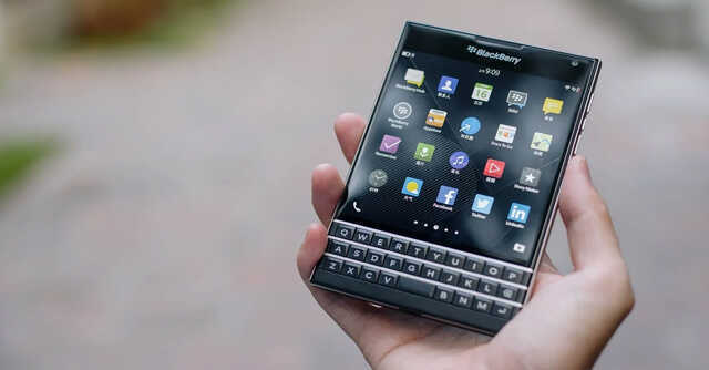 How BlackBerry went from defining smartphones to losing the market