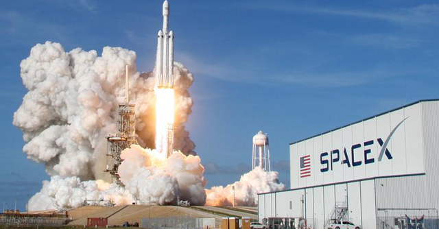 SpaceX targeting one launch every week in 2022