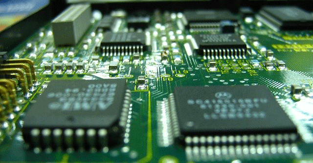 Experts fear long-term impact on semiconductor production due to Russia-Ukraine conflict