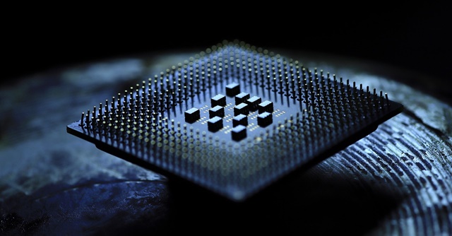 IIT Bombay partners with TCS to build India's first quantum diamond microchip imager